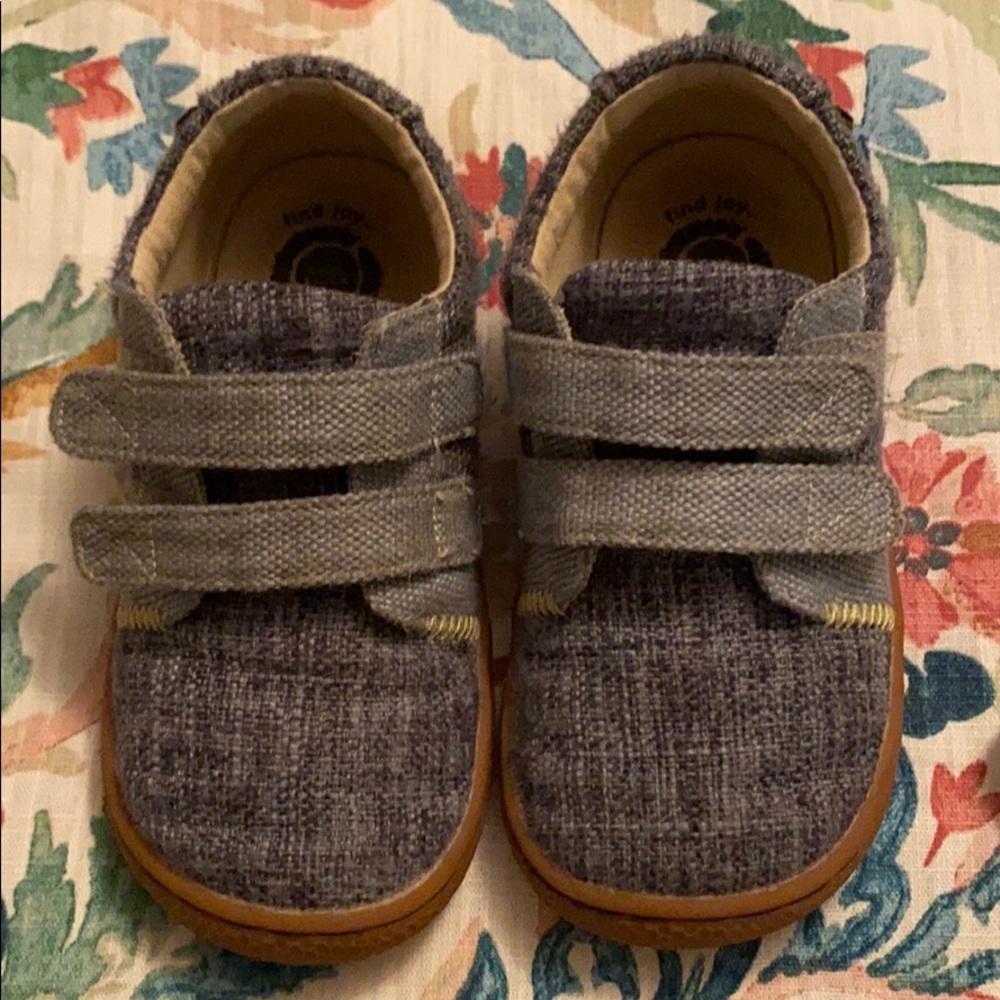 2-strap casual boys shoes